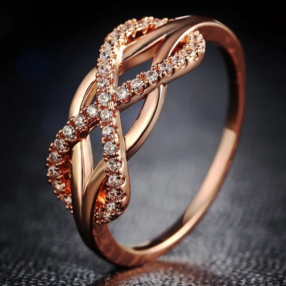 ♾  18K rose gold plated infinite ring - Picture 3 of 8